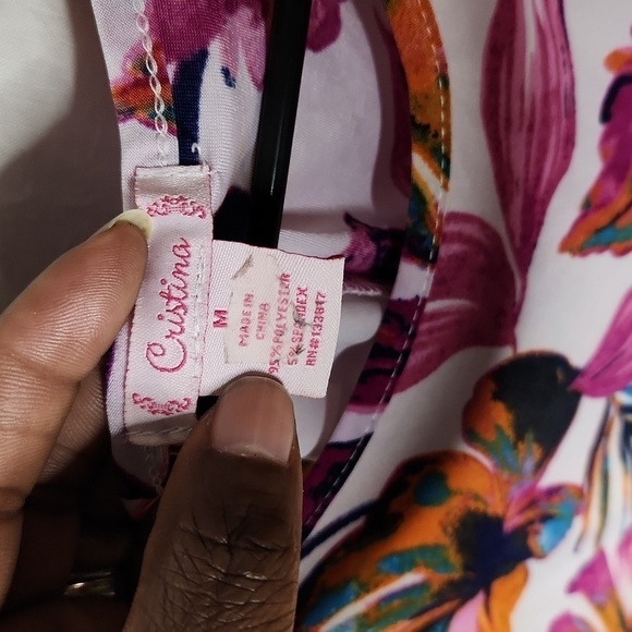 Christina Asymmetrical Floral Tank - Picture 3 of 4